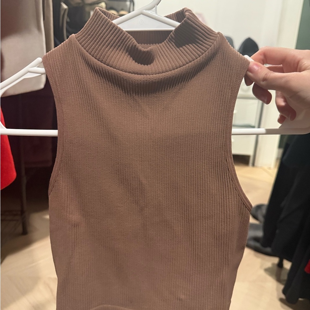 Zara Ribbed Sleeveless Mock Neck Top - Brown